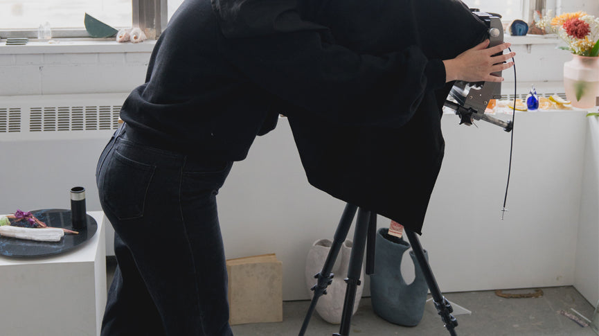 Dans l’atelier de Celia Perrin Sidarous — Unir par la photographie