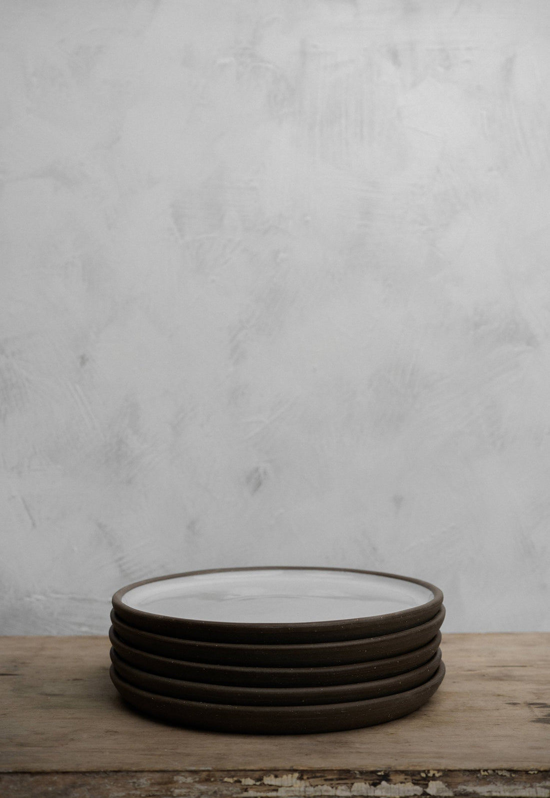 Large plate by Atelier Tréma