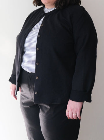 Cardigan de tricot noir No2252w. tailles xs et 4x