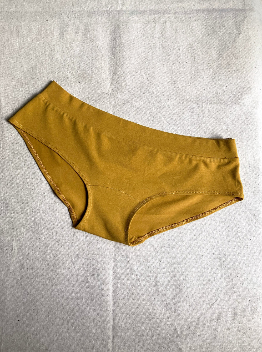 Regular waist underwear No6065w, neutrals – atelier b