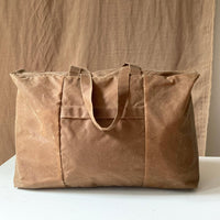 Box bag No6093u, waxed cotton