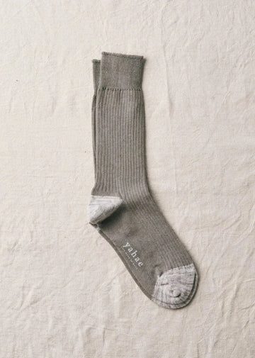 Fine cotton ribbed socks by Yahae