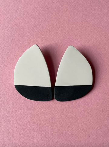 IKUN earrings by Adé