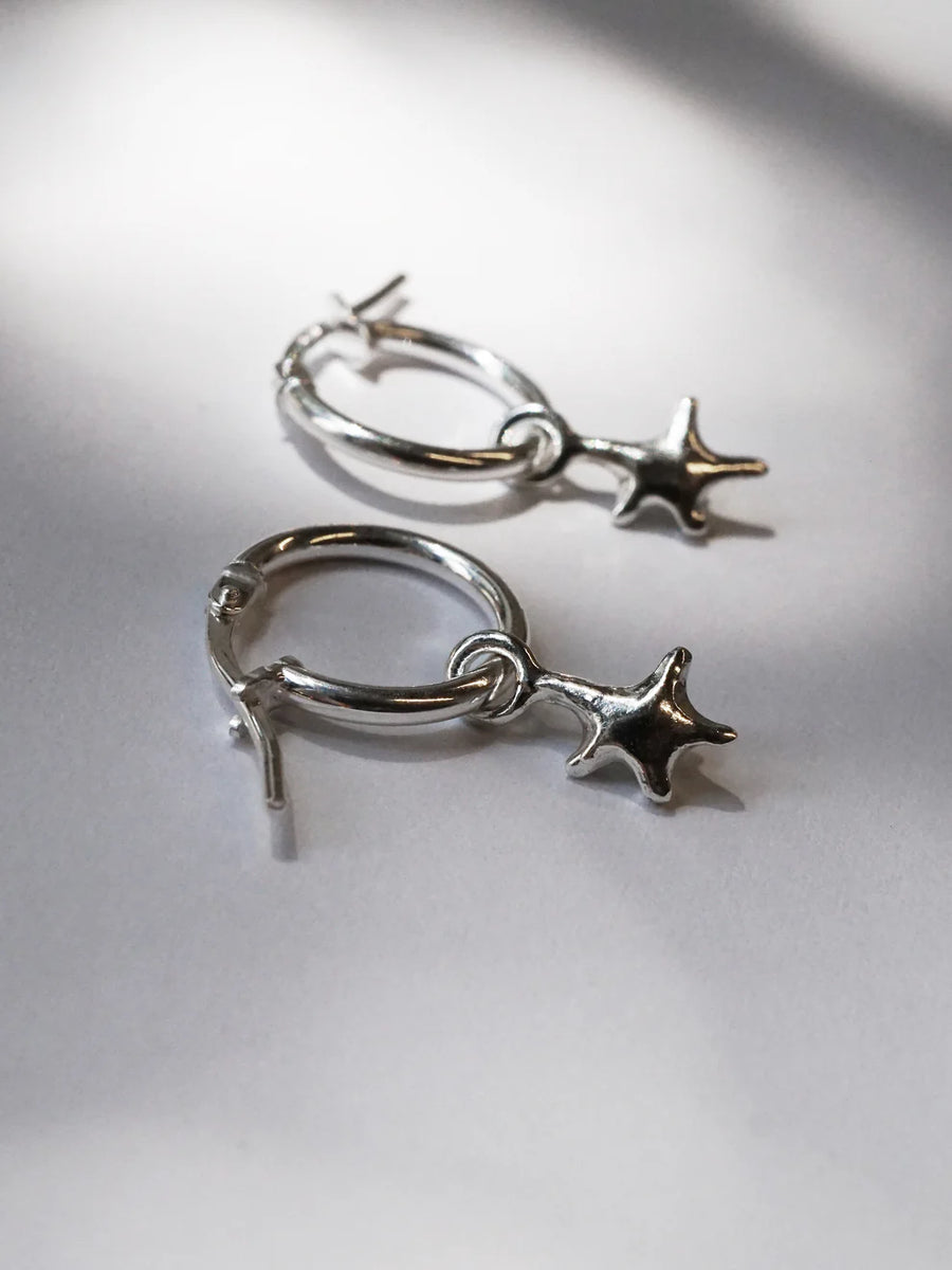 Distance earrings by Marmo