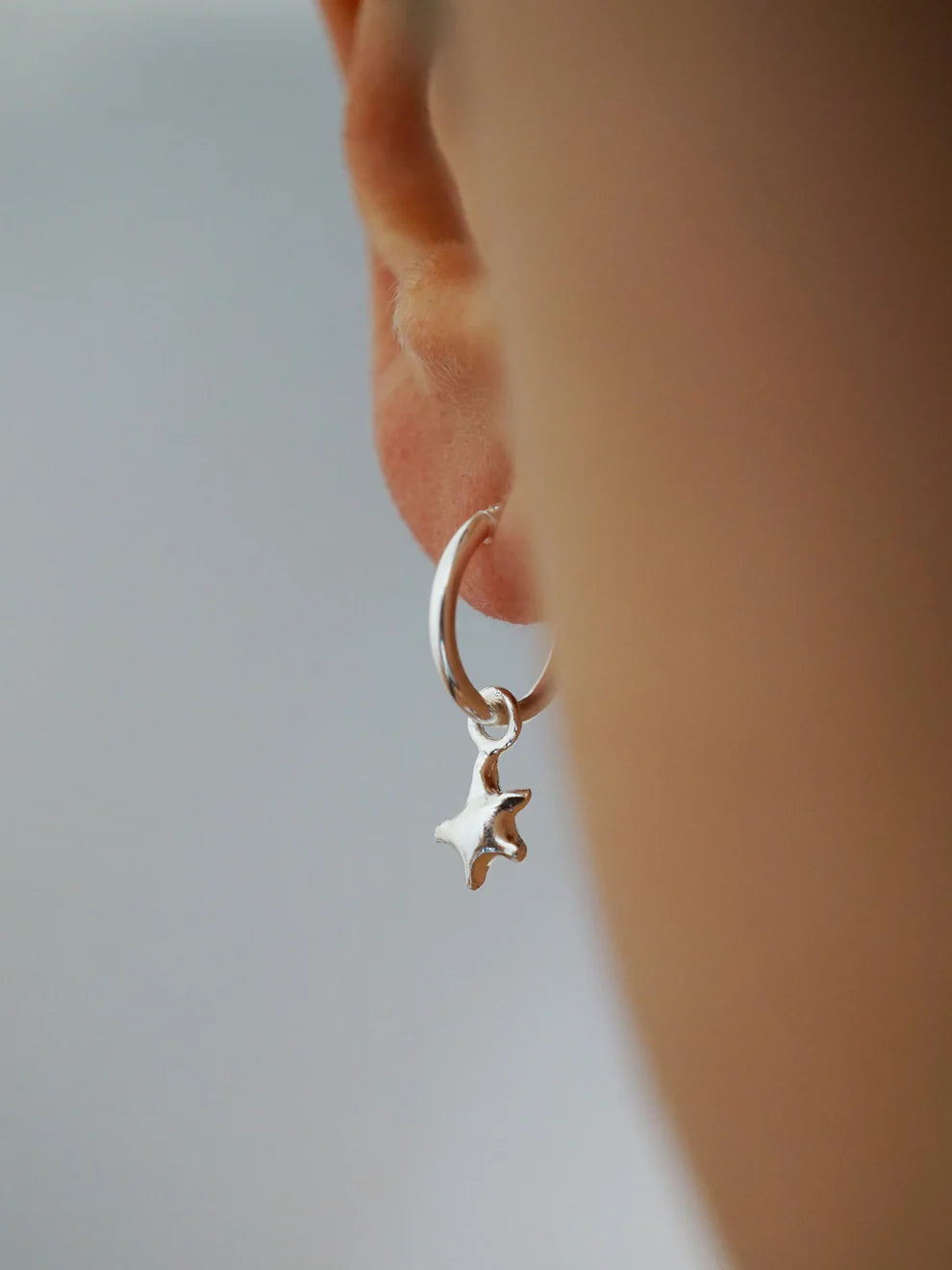 Distance earrings by Marmo