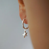 Distance earrings by Marmo