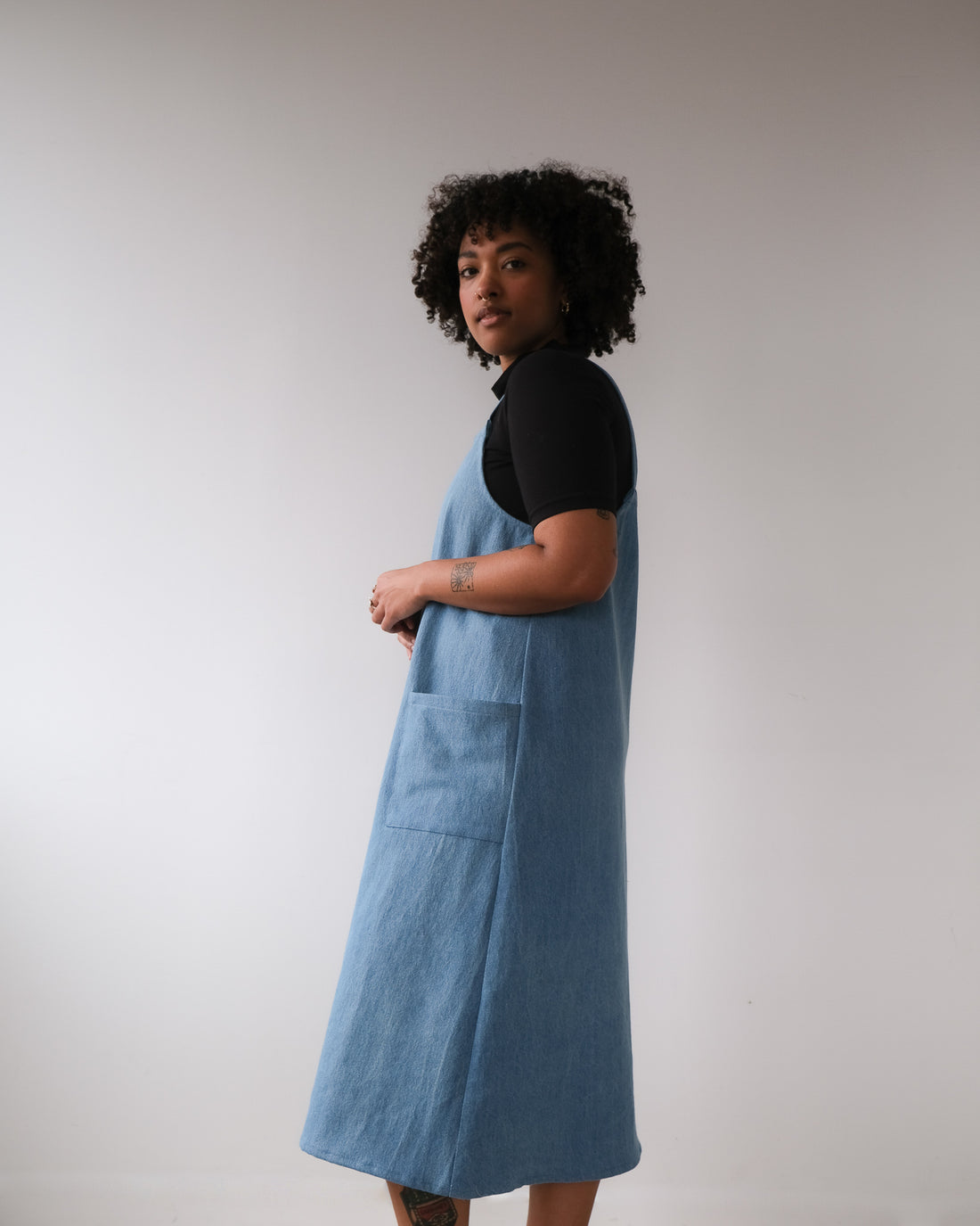 Robe tablier No2417w, trois tons de denim