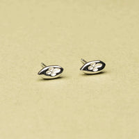 Mélliot stud earrings by La Manufacture