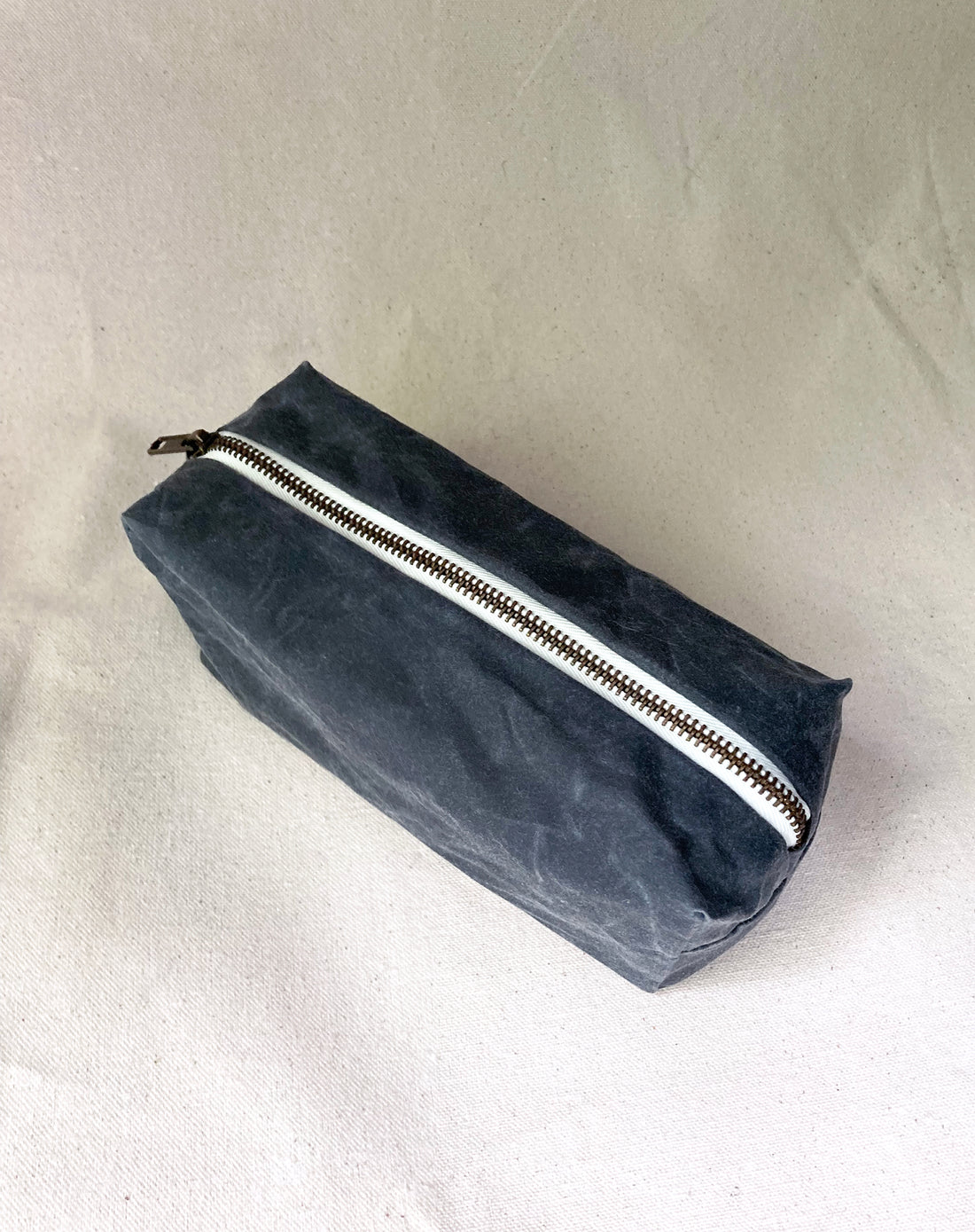 Minimalist Leather Pencil Case Cosmetic Bag Small Make up Bag -  Sweden