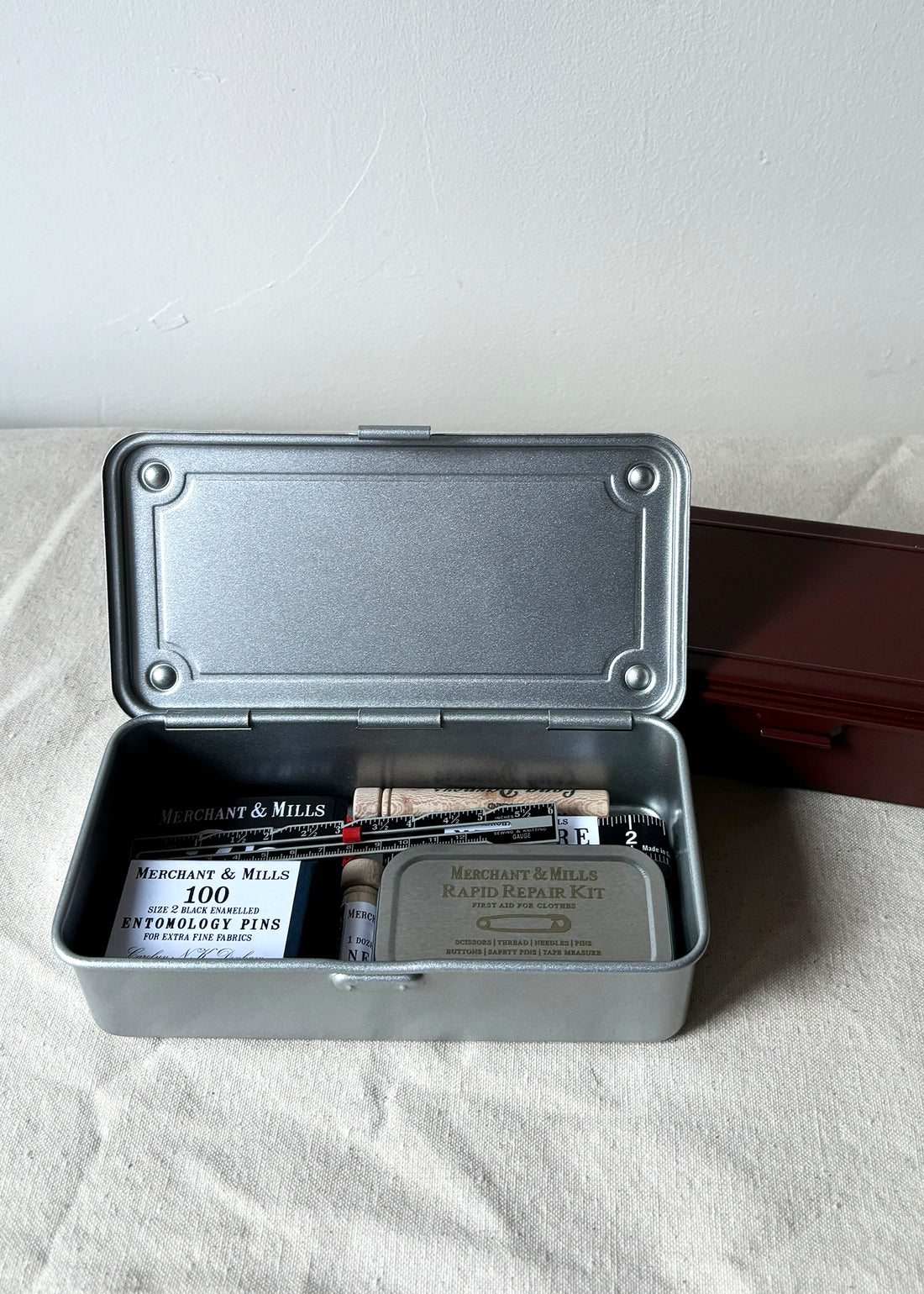 T-190 storage box by Toyo Steel