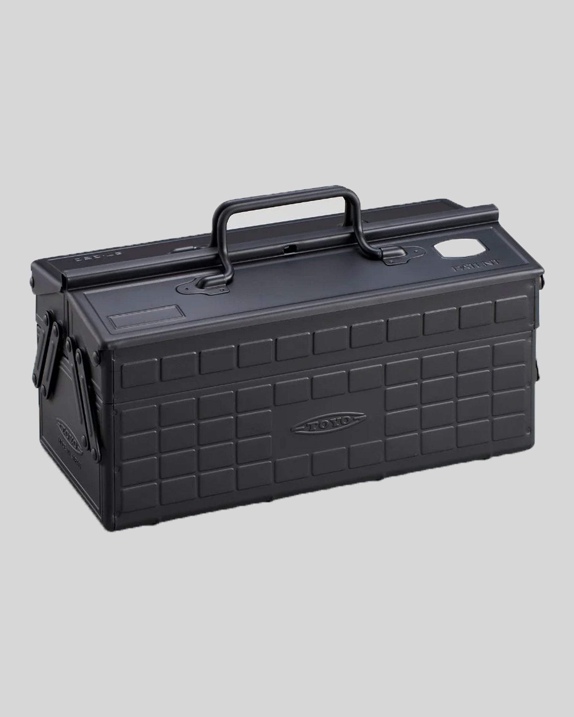 ST-350 toolbox by Toyo Steel – atelier b