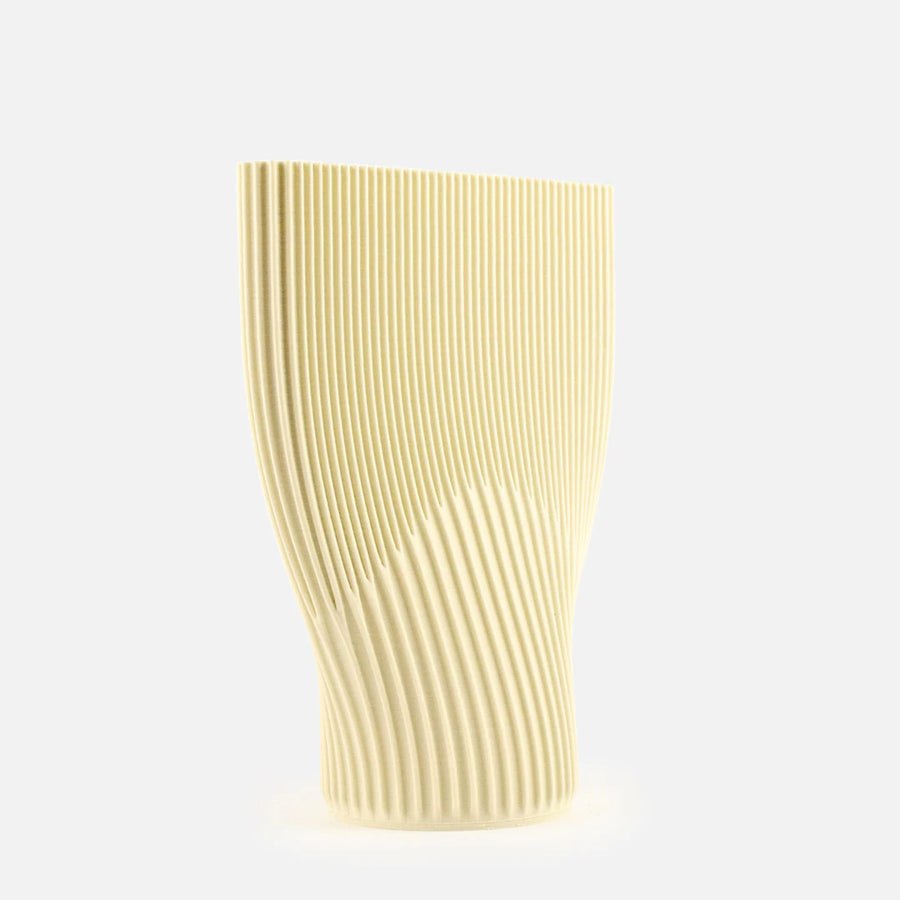 Fluke vase by Cyrc design