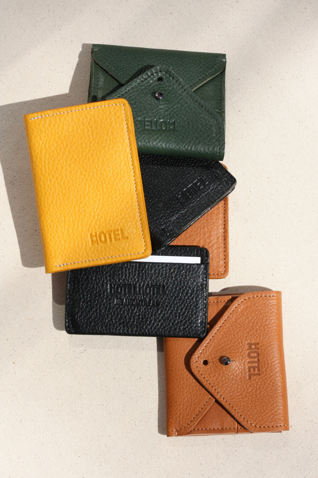 Envelope wallet by HOTELMOTEL