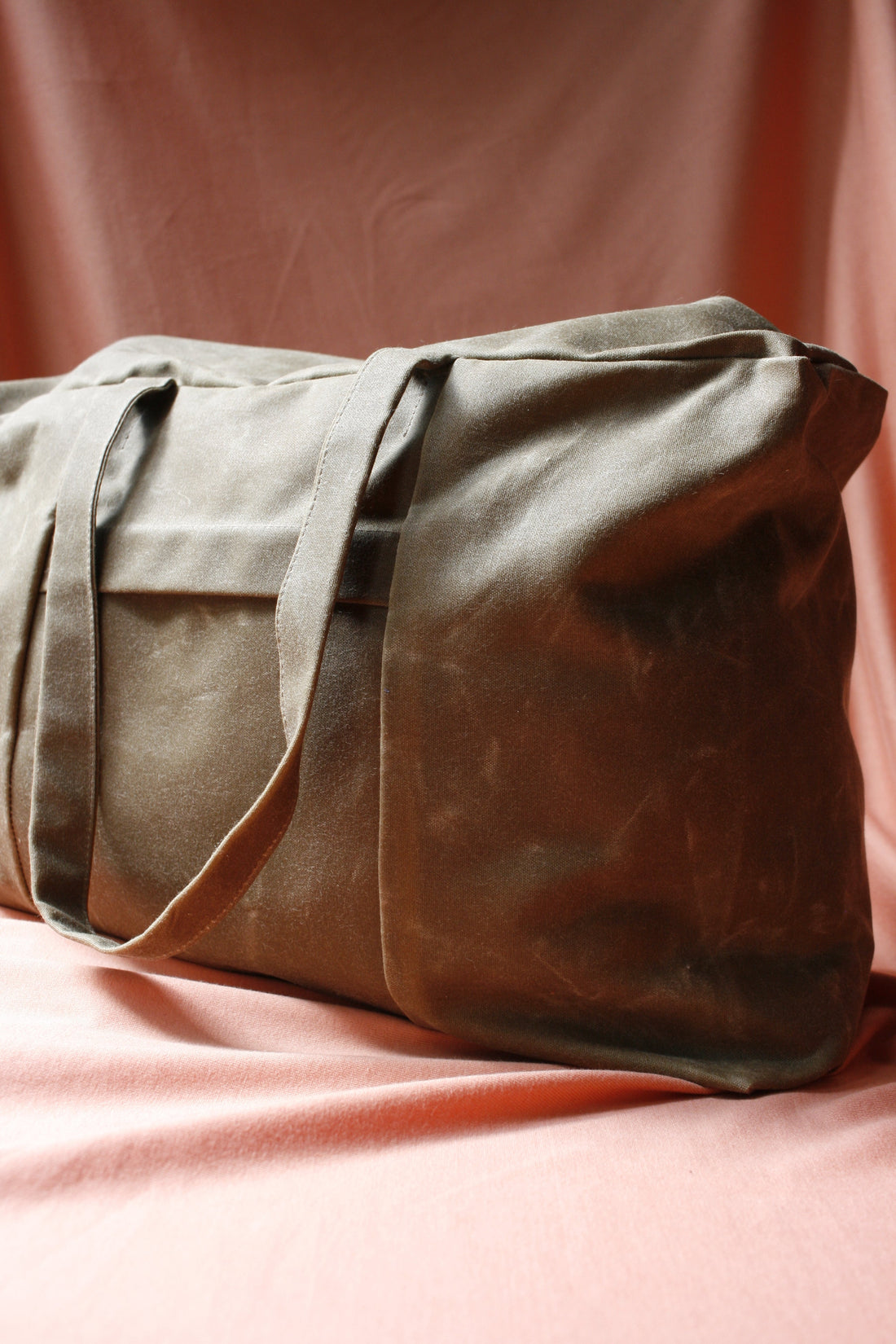 Box bag No6093u, waxed cotton