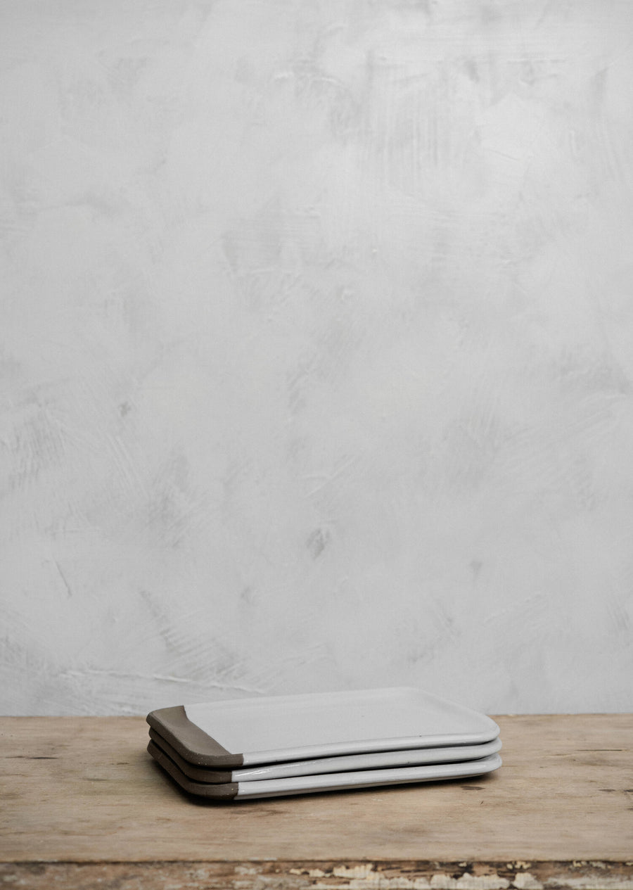 Assiette rectangle par Atelier Tréma, gris