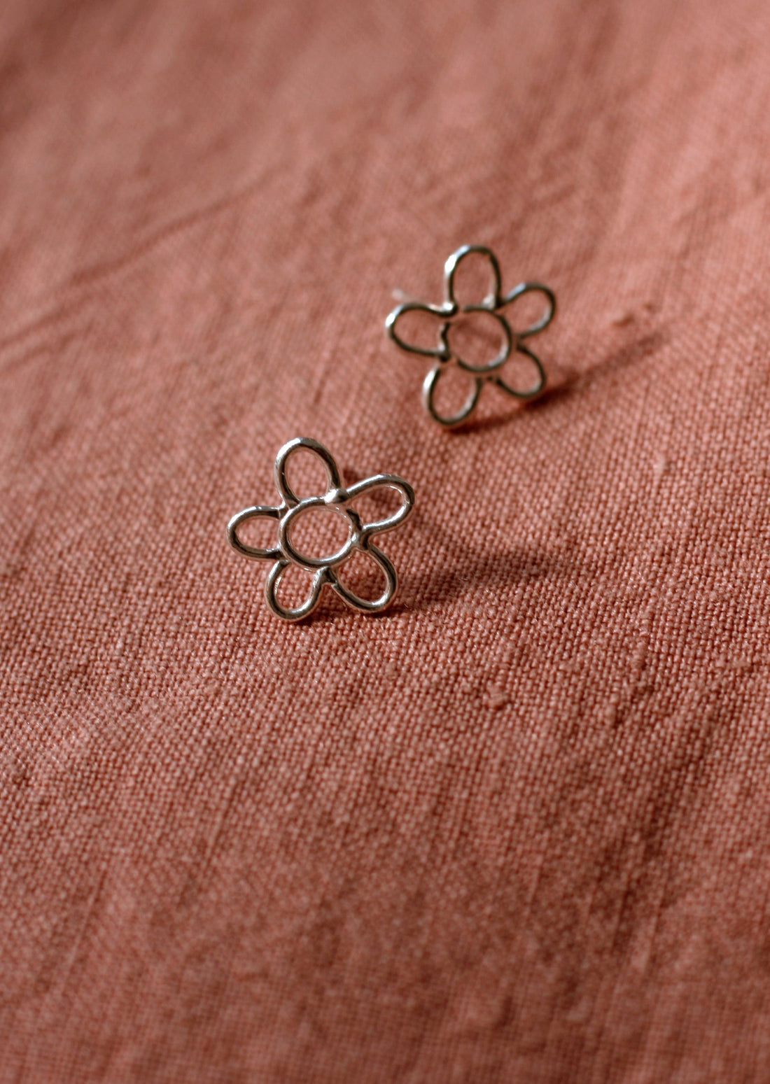 Flower earrings by Marmo