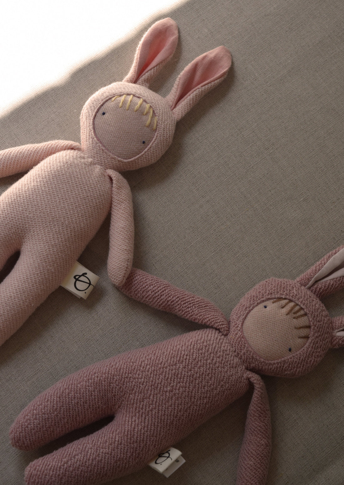 Mini poupée lapin par Ouistitine